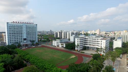 校園景色.jpg