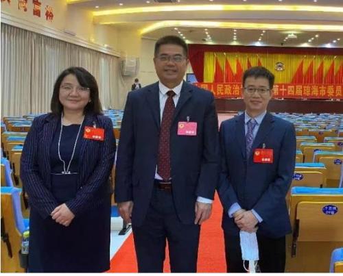 我校教師在政協第十四屆瓊海市委員會第二次會議作大會發言