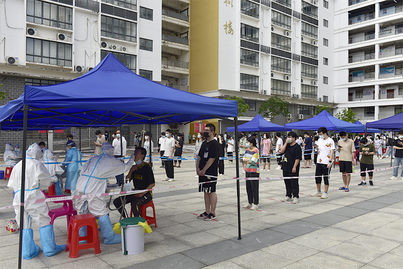 抗擊疫情｜高效、有序！我校開展全員核酸檢測