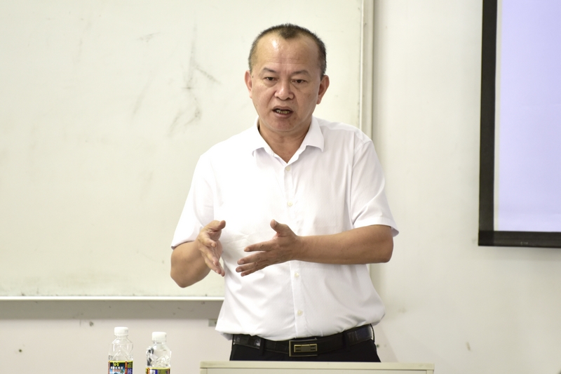 我校黨委委員、副校長符傳誼講授專題黨課