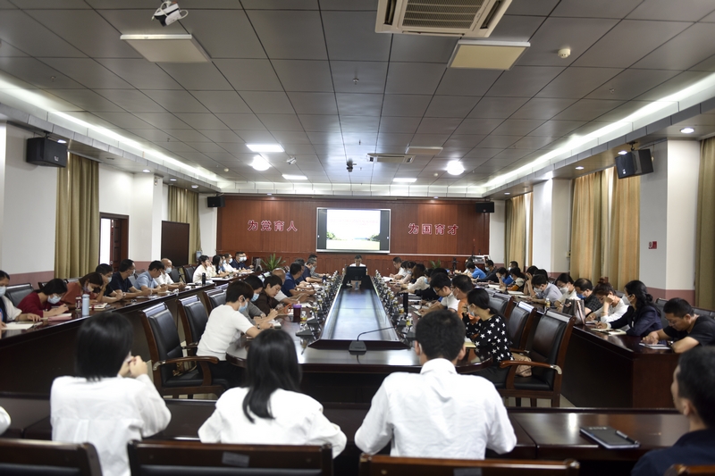 我校舉行學習宣傳貫徹黨的二十大精神學習分享會