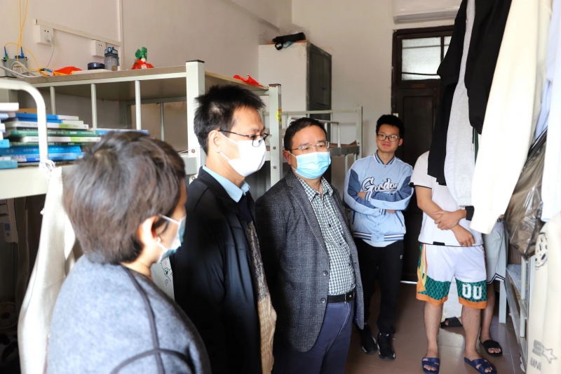 我校副校長宋劍杰深入學生宿舍開展“一站式”學生社區建設調研工作