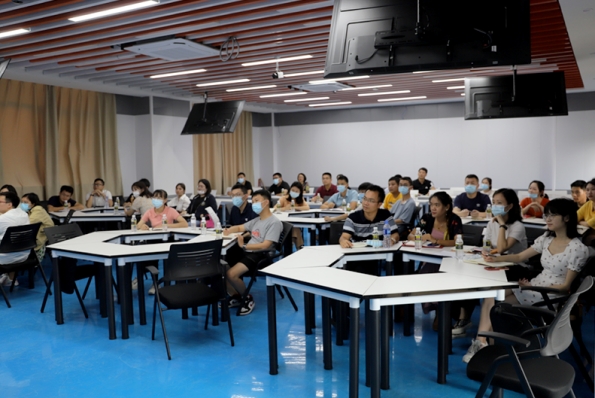 我校開展2022年輔導員素質能力提升培訓
