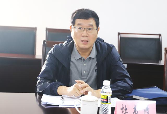 省教育廳總結驗收組前來我校檢查驗收“七五”普法工作