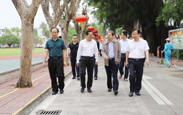 省教育廳督導組前來我校檢查指導春季開學工作