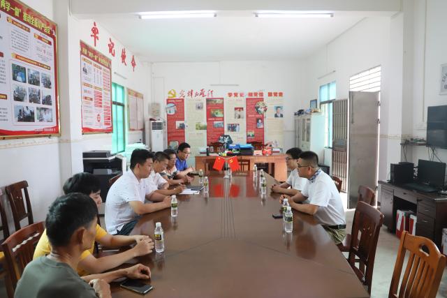我校黨委副書記劉明鵬赴文昌看望慰問新選派鄉村振興工作隊員