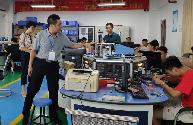 我校學生榮獲2019年全國大學生電子設計競賽二等獎