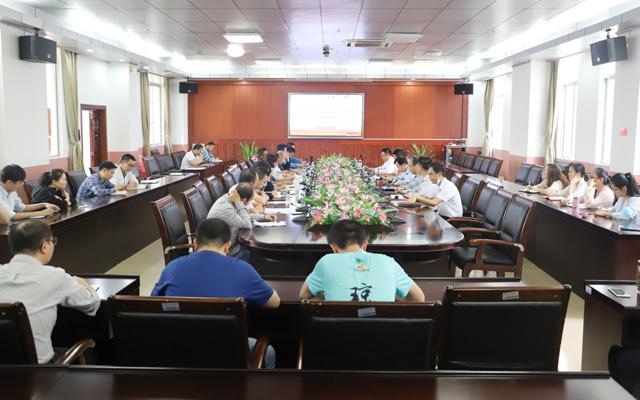 我校召開2019年度黨總支（直屬黨支部）書記抓黨建工作述職評議考核會