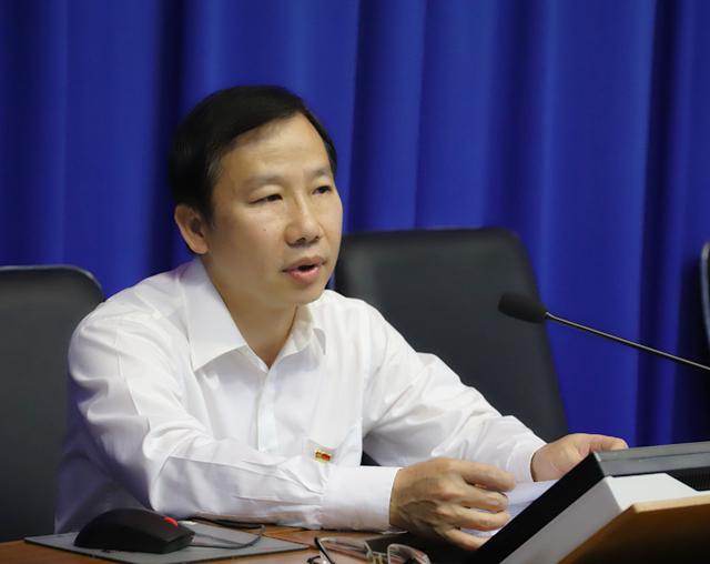 我校黨委書記詹少斌講授主題教育專題黨課