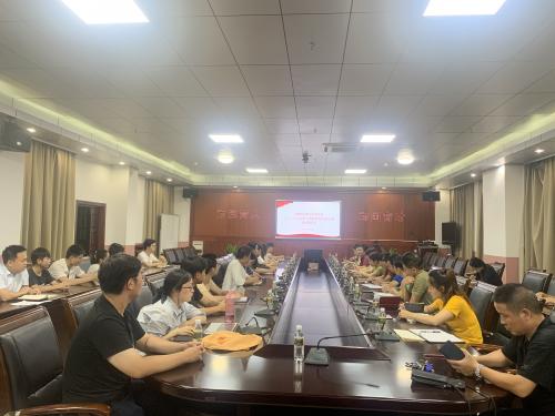我院開展本學期思想政治理論課師生座談會